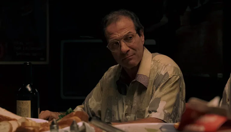 Момент из 1 серии 3 сезона