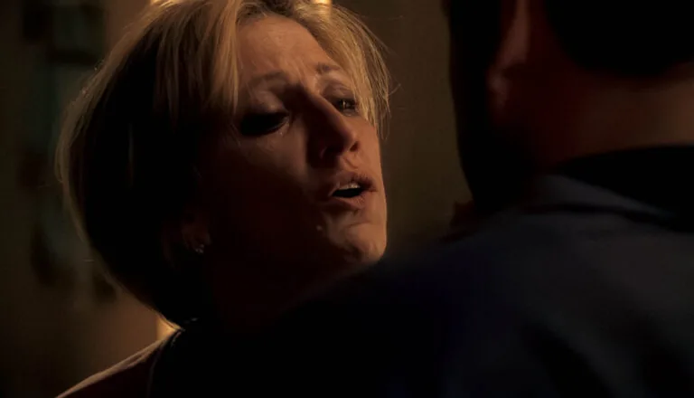 Момент из 13 серии 4 сезона